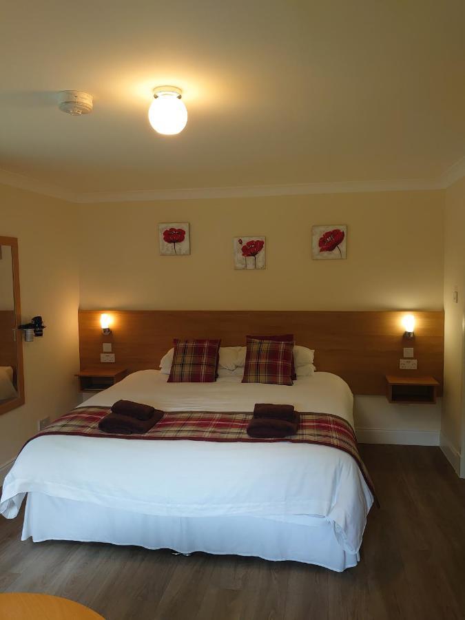 Bracarina House Bed & Breakfast & Caledonian Studio อินเวอร์มอริสตัน ภายนอก รูปภาพ