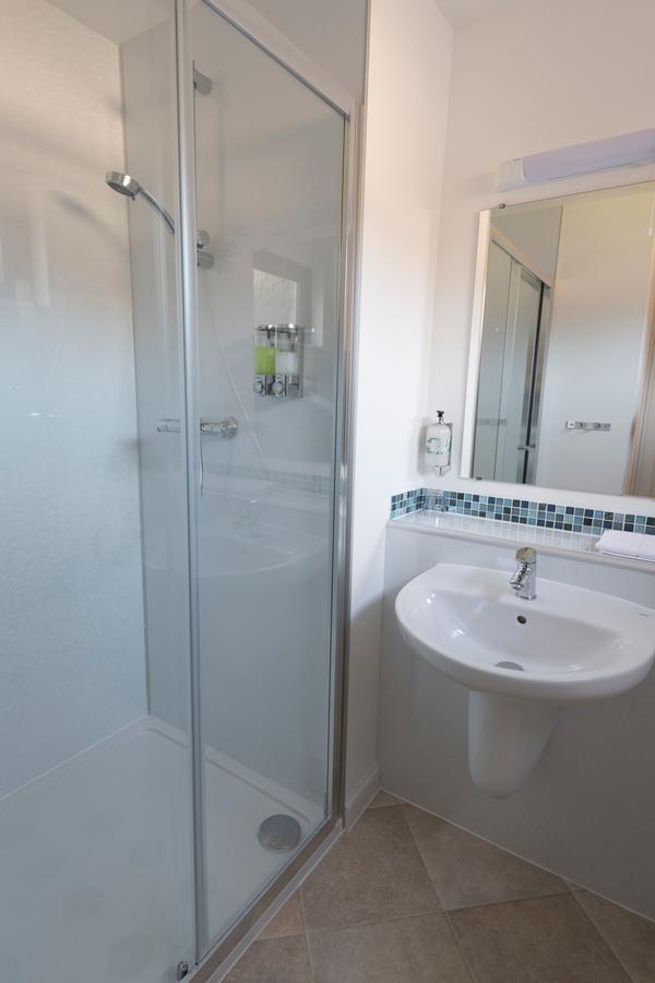 Bracarina House Bed & Breakfast & Caledonian Studio อินเวอร์มอริสตัน ภายนอก รูปภาพ
