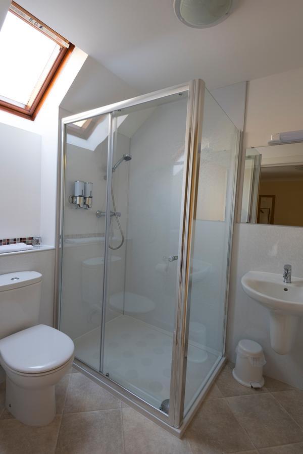 Bracarina House Bed & Breakfast & Caledonian Studio อินเวอร์มอริสตัน ภายนอก รูปภาพ